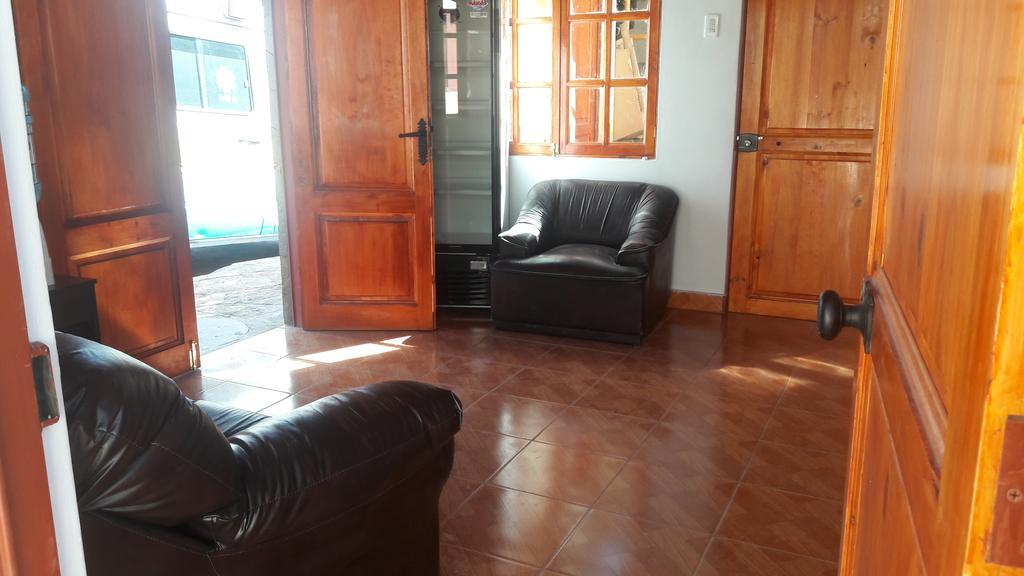 Hostal Casa Flores Σαν Πέδρο ντε Ατακάμα Εξωτερικό φωτογραφία